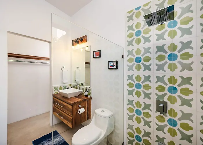 Serenity 2 Bedroom 1 Min Walk To The Holiday home Santa Cruz (Guanacaste)